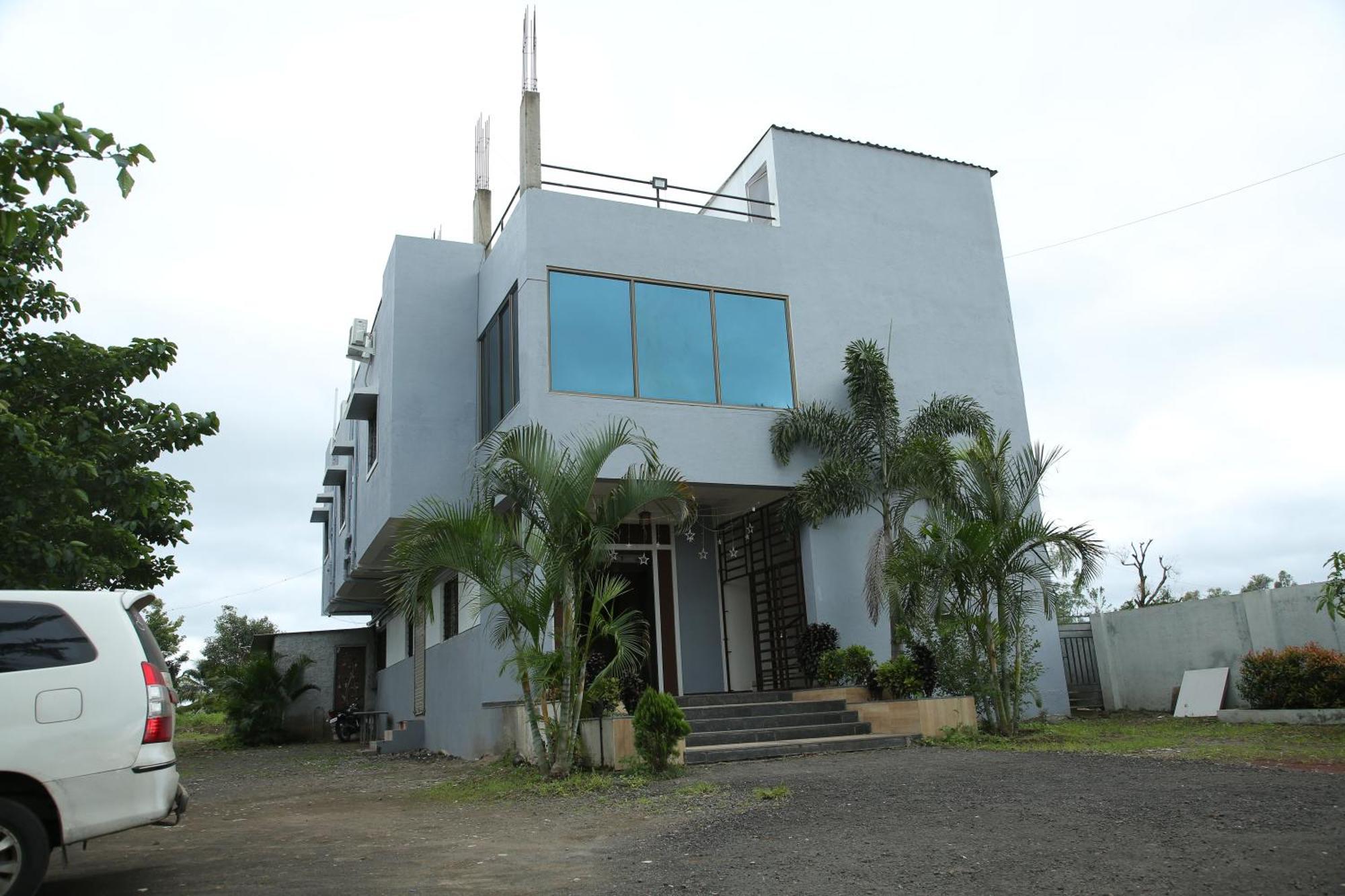 Rudraksh Nagthane サーターラー エクステリア 写真
